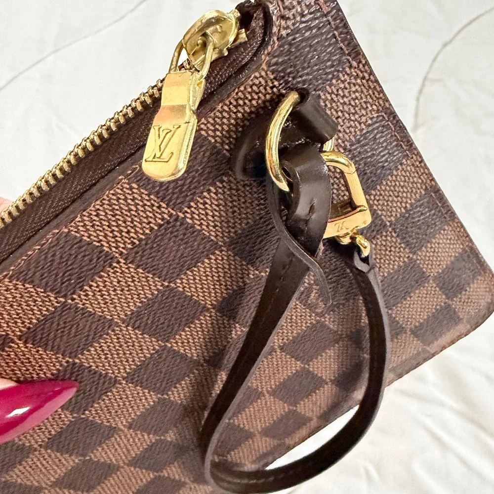 Louis Vuitton Brown Checkered Pouch - Picture 4 of 5